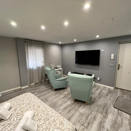 Apartamenticos Estudio Armas Ii